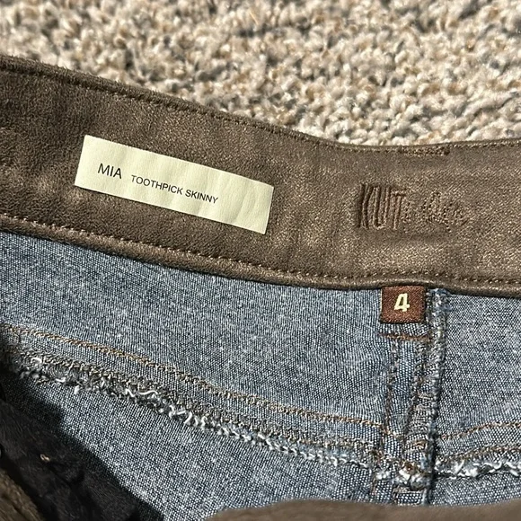 Toothpick skinny faux suede pants - Picture 5 of 10